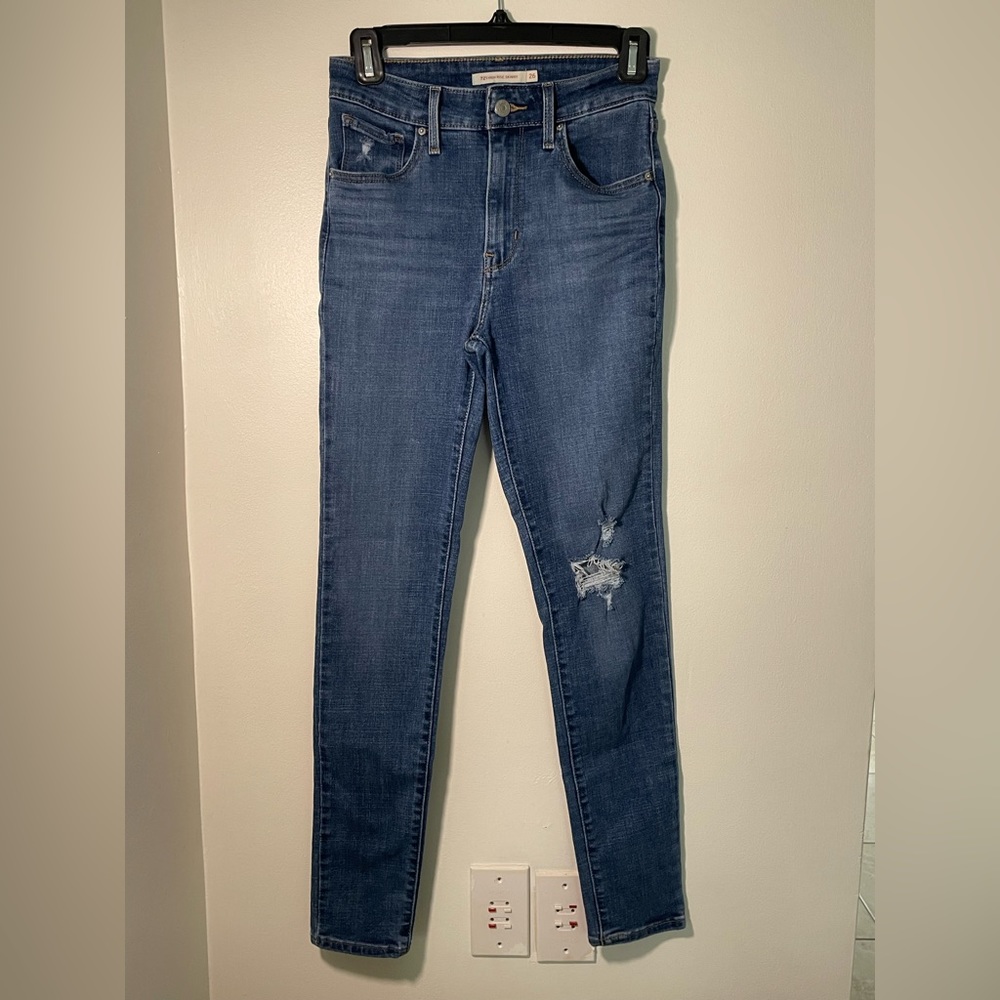 Levi 721 High Rise Skinny Blue Jeans
